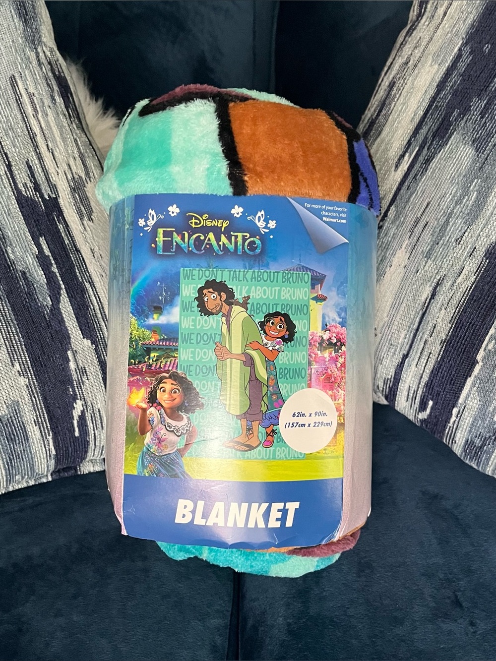 Encanto Blanket